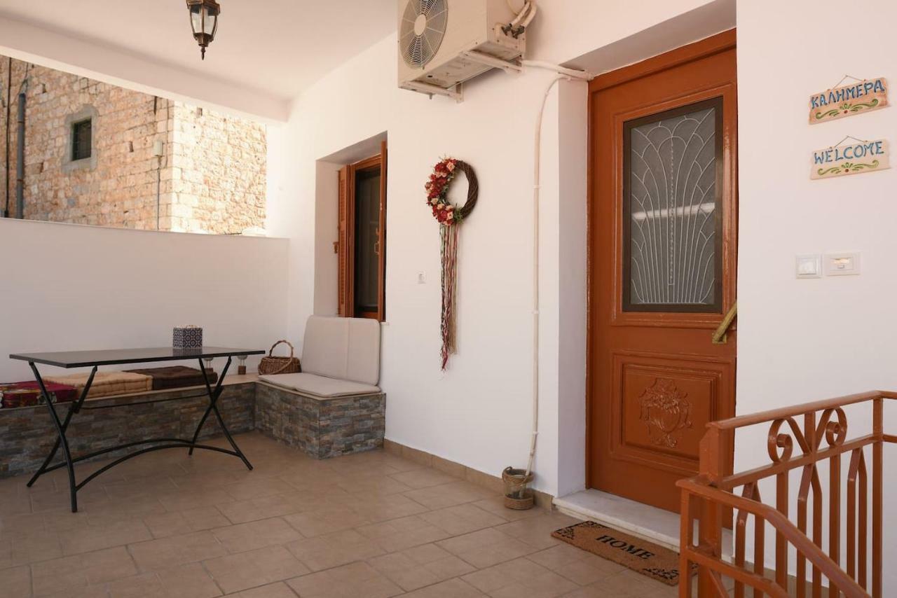 Karinia Home Leonídion Zewnętrze zdjęcie